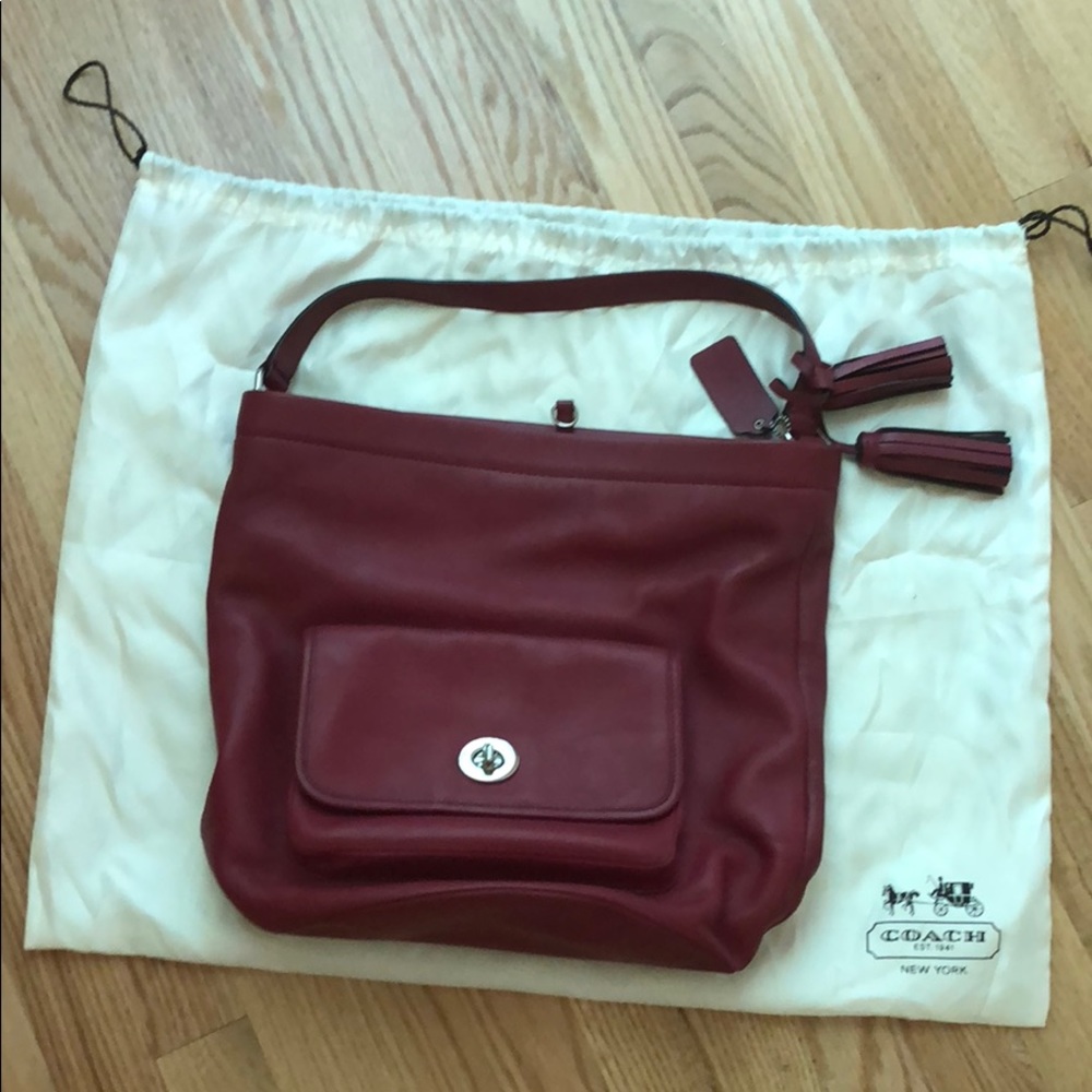 Coach Bucket Bag - Maroon